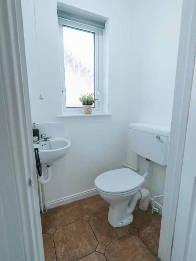 Tideaway - Cosy Seaside Village Bungalow Near Beach Castlerock Esterno foto